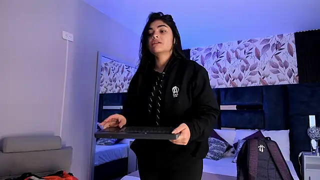 Snapshot of GiselOrtiz chatting on 03/26/26, 11:16 GiselOrtiz online show from 03/26/26, 11:16