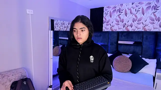 GiselOrtiz online show from 07/17/26, 10:44