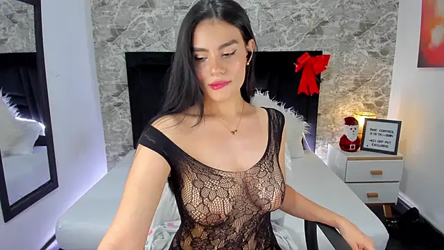 Maylin Garcia online show from 12/04/24, 07:56