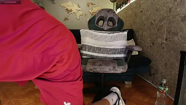 Snapshot of rogert_xx chatting on 01/14/26, 01:00 rogert xx online show from 01/14/26, 01:00