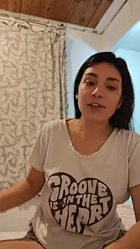 Snapshot of POLARYZ chatting on 05/20/26, 01:34 POLARYZ online show from 05/20/26, 01:34