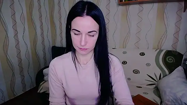 Snapshot of Lil_Elle chatting on 01/16/25, 05:53 Lil Elle online show from 01/16/25, 05:53