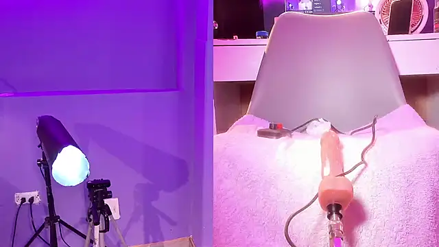 Snapshot of ZendayaGrey chatting on 01/08/26, 07:05 ZendayaGrey online show from 01/08/26, 07:05