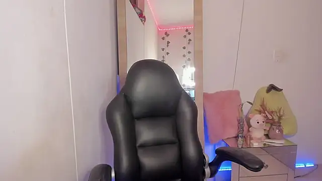 hellensexy online show from 01/12/25, 12:18