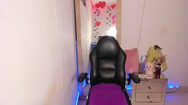 hellensexy online show from 02/20/25, 09:20