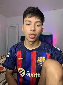 Leonarrrd 01 online show from 12/20/24, 03:03