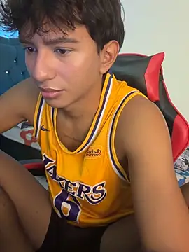 Snapshot of Leonarrrd_01 chatting on 02/09/26, 12:14 Leonarrrd 01 online show from 02/09/26, 12:14