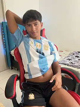 Snapshot of Leonarrrd_01 chatting on 02/28/26, 09:05 Leonarrrd 01 online show from 02/28/26, 09:05