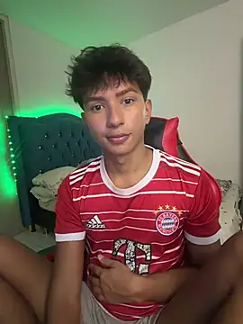 Snapshot of Leonarrrd_01 chatting on 03/09/26, 11:42 Leonarrrd 01 online show from 03/09/26, 11:42