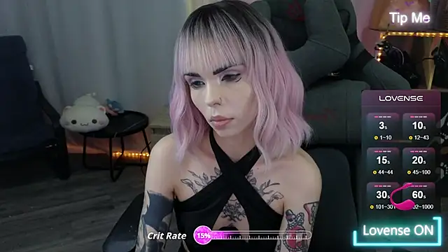 Snapshot of Kerry_Kirk chatting on 11/22/25, 10:20 Kerry Kirk online show from 11/22/25, 10:20