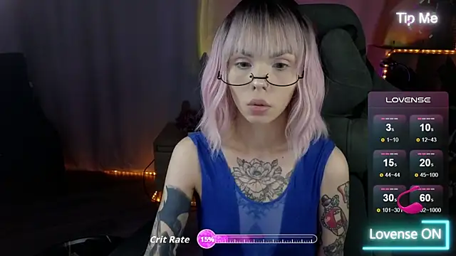 Snapshot of Kerry_Kirk chatting on 11/29/25, 11:19 Kerry Kirk online show from 11/29/25, 11:19