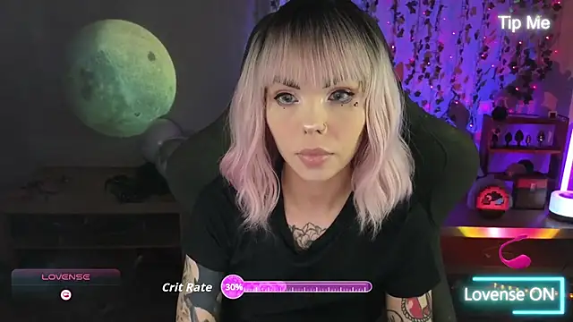 Snapshot of Kerry_Kirk chatting on 04/10/26, 09:30 Kerry Kirk online show from 04/10/26, 09:30