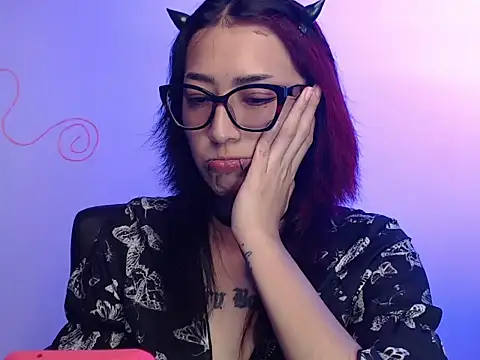 Snapshot of Alice_Phantom_x chatting on 07/27/26, 06:15 Alice Phantom x online show from 07/27/26, 06:15