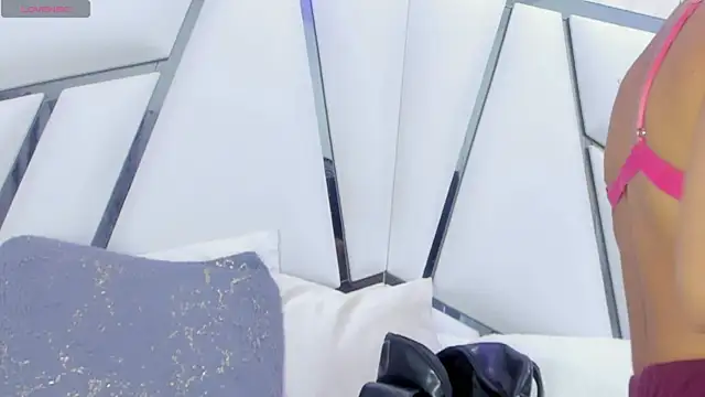  aurora18  online show from 02/27/25, 03:14