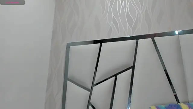  aurora18  online show from 09/26/25, 03:10