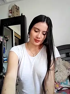 Snapshot of Zoe_Clark_ chatting on 02/18/25, 04:48 Zoe Clark online show from 02/18/25, 04:48