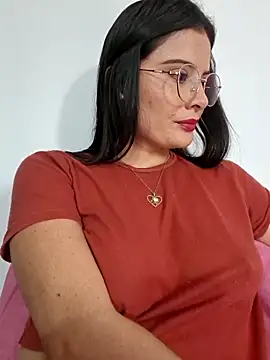 Zoe Clark  online show from 06/12/26, 08:52