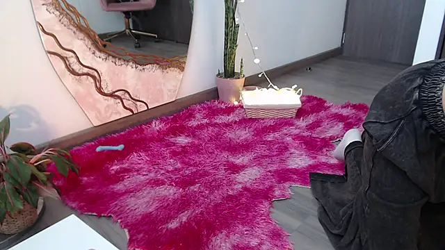 Snapshot of chloebritto chatting on 02/01/25, 08:05 chloebritto online show from 02/01/25, 08:05