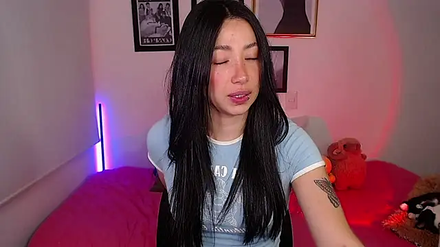 Snapshot of lilyy_evanss chatting on 01/09/25, 03:26 lilyy evanss online show from 01/09/25, 03:26