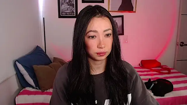 Snapshot of lilyy_evanss chatting on 01/23/25, 09:50 lilyy evanss online show from 01/23/25, 09:50