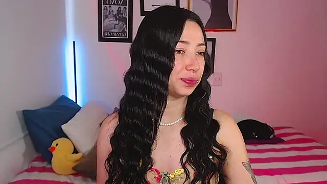 Snapshot of lilyy_evanss chatting on 02/17/25, 09:41 lilyy evanss online show from 02/17/25, 09:41