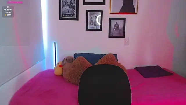 Snapshot of lilyy_evanss chatting on 03/04/25, 07:11 lilyy evanss online show from 03/04/25, 07:11