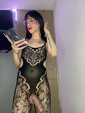 Snapshot of danielagh29 chatting on 01/16/26, 10:03 danielagh29 online show from 01/16/26, 10:03