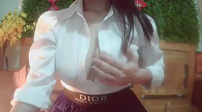 Yii-Ser online show from 02/20/25, 01:25