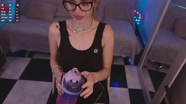 Lucy Princes online show from 05/25/26, 12:55