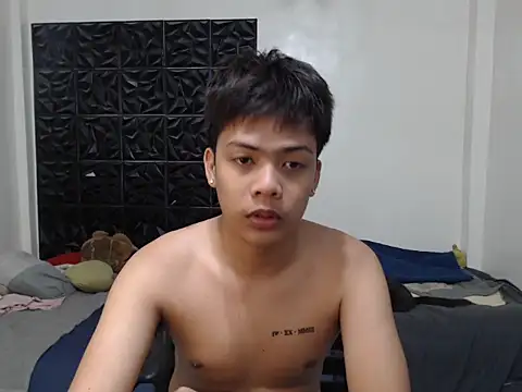 Snapshot of Prince_hottie chatting on 10/14/25, 08:37 Prince hottie online show from 10/14/25, 08:37
