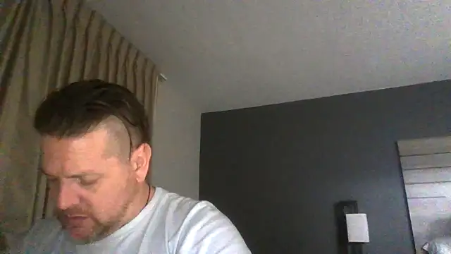 Snapshot of Buddy_Cuck chatting on 03/05/26, 02:29 Buddy Cuck online show from 03/05/26, 02:29