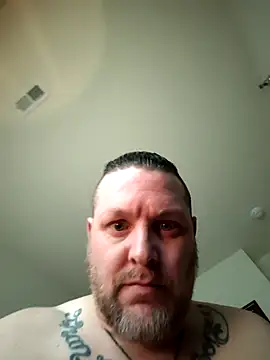 Snapshot of Buddy_Cuck chatting on 05/01/26, 06:56 Buddy Cuck online show from 05/01/26, 06:56
