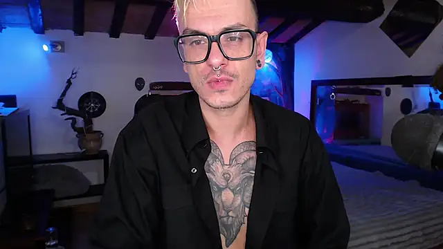 Snapshot of cek_186 chatting on 02/14/25, 07:23 cek 186 online show from 02/14/25, 07:23