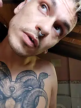 Snapshot of cek_186 chatting on 02/15/25, 04:01 cek 186 online show from 02/15/25, 04:01