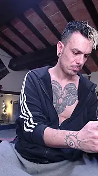 Snapshot of cek_186 chatting on 02/17/25, 07:47 cek 186 online show from 02/17/25, 07:47