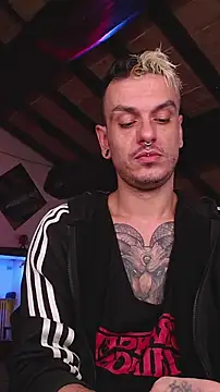 Snapshot of cek_186 chatting on 02/19/25, 07:38 cek 186 online show from 02/19/25, 07:38