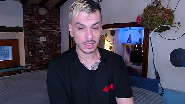 Snapshot of cek_186 chatting on 02/27/25, 07:34 cek 186 online show from 02/27/25, 07:34