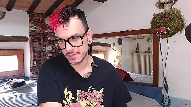 Snapshot of cek_186 chatting on 03/03/25, 07:54 cek 186 online show from 03/03/25, 07:54