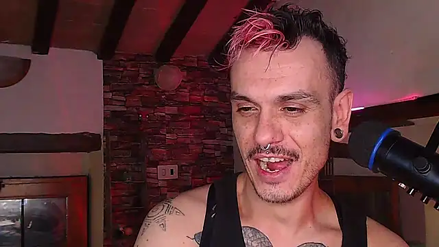 Snapshot of cek_186 chatting on 03/07/25, 09:38 cek 186 online show from 03/07/25, 09:38