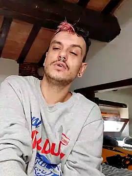 Snapshot of cek_186 chatting on 03/11/25, 07:37 cek 186 online show from 03/11/25, 07:37