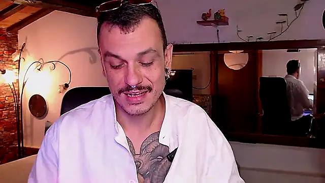 Snapshot of cek_186 chatting on 09/25/25, 06:55 cek 186 online show from 09/25/25, 06:55