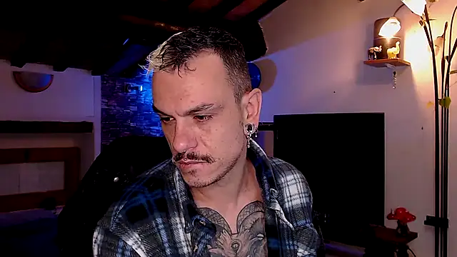 Snapshot of cek_186 chatting on 10/12/25, 05:39 cek 186 online show from 10/12/25, 05:39