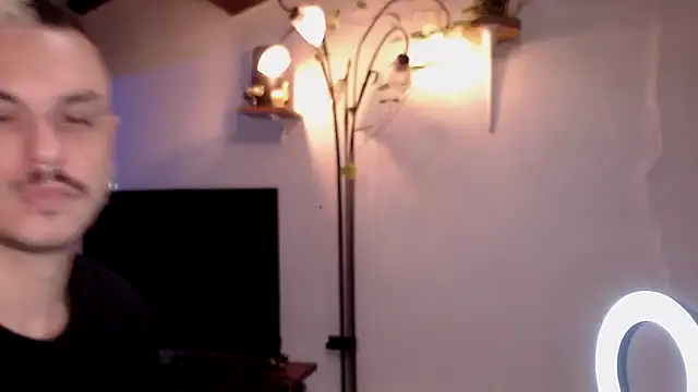 Snapshot of cek_186 chatting on 10/13/25, 06:02 cek 186 online show from 10/13/25, 06:02