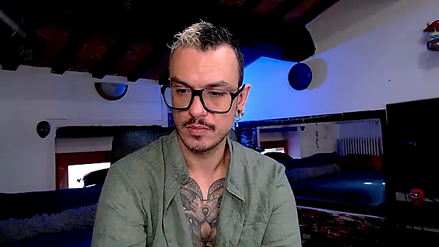 Snapshot of cek_186 chatting on 10/25/25, 07:27 cek 186 online show from 10/25/25, 07:27