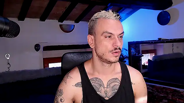 Snapshot of cek_186 chatting on 10/26/25, 08:09 cek 186 online show from 10/26/25, 08:09