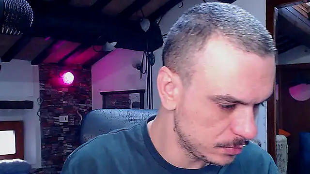 Snapshot of cek_186 chatting on 11/07/25, 08:25 cek 186 online show from 11/07/25, 08:25