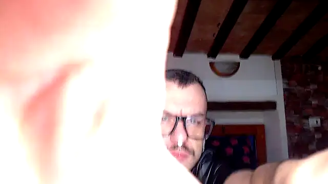 Snapshot of cek_186 chatting on 12/21/25, 07:48 cek 186 online show from 12/21/25, 07:48