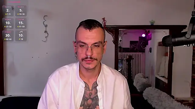 Snapshot of cek_186 chatting on 06/10/26, 04:56 cek 186 online show from 06/10/26, 04:56