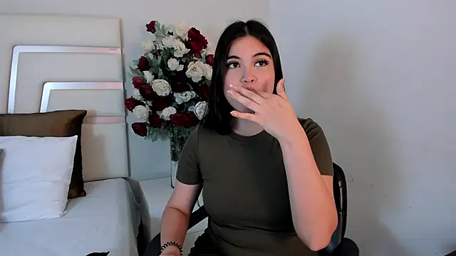 CamilaSofiia online show from 02/28/25, 07:46