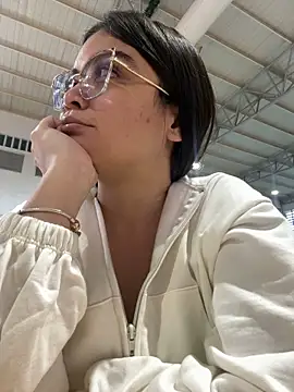 CamilaSofiia online show from 01/15/26, 10:24